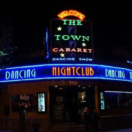 Carlos V Levante Hotel *